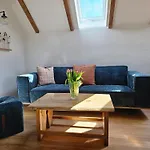 Apartment Holz9
