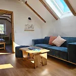 Apartment Holz9